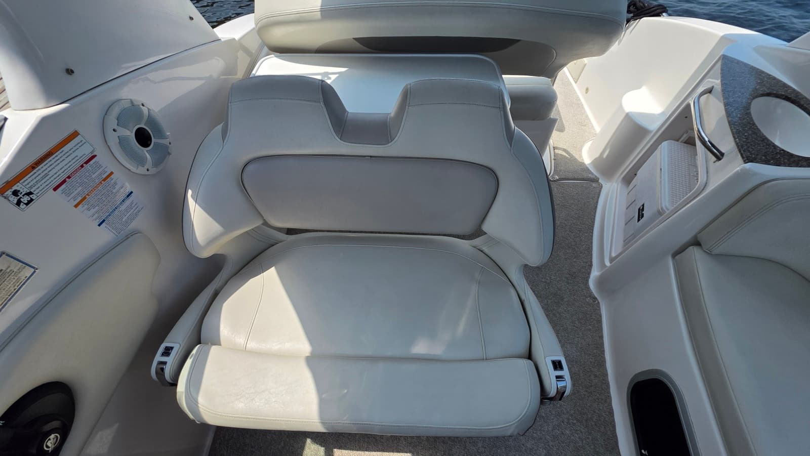 2011 Chaparral 270 Signature
