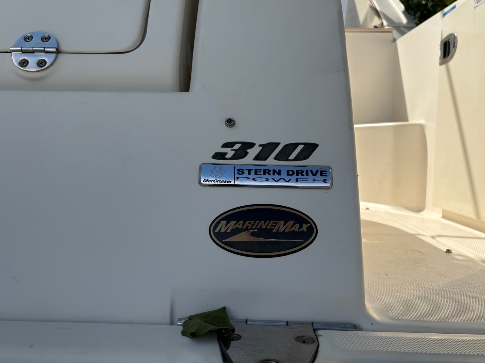 2010 Sea Ray 310 Sundancer