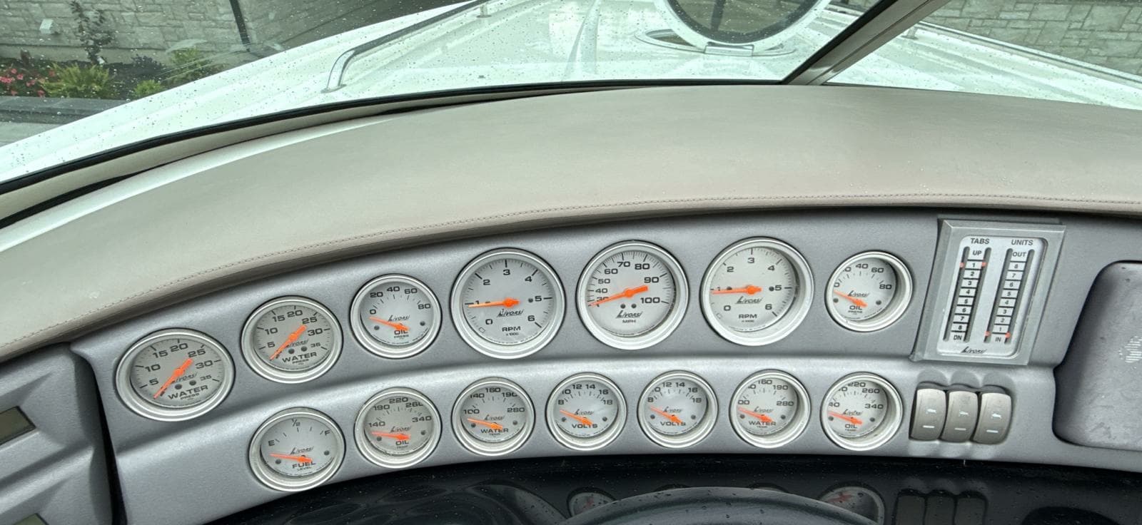 2005 Cobalt 343 34