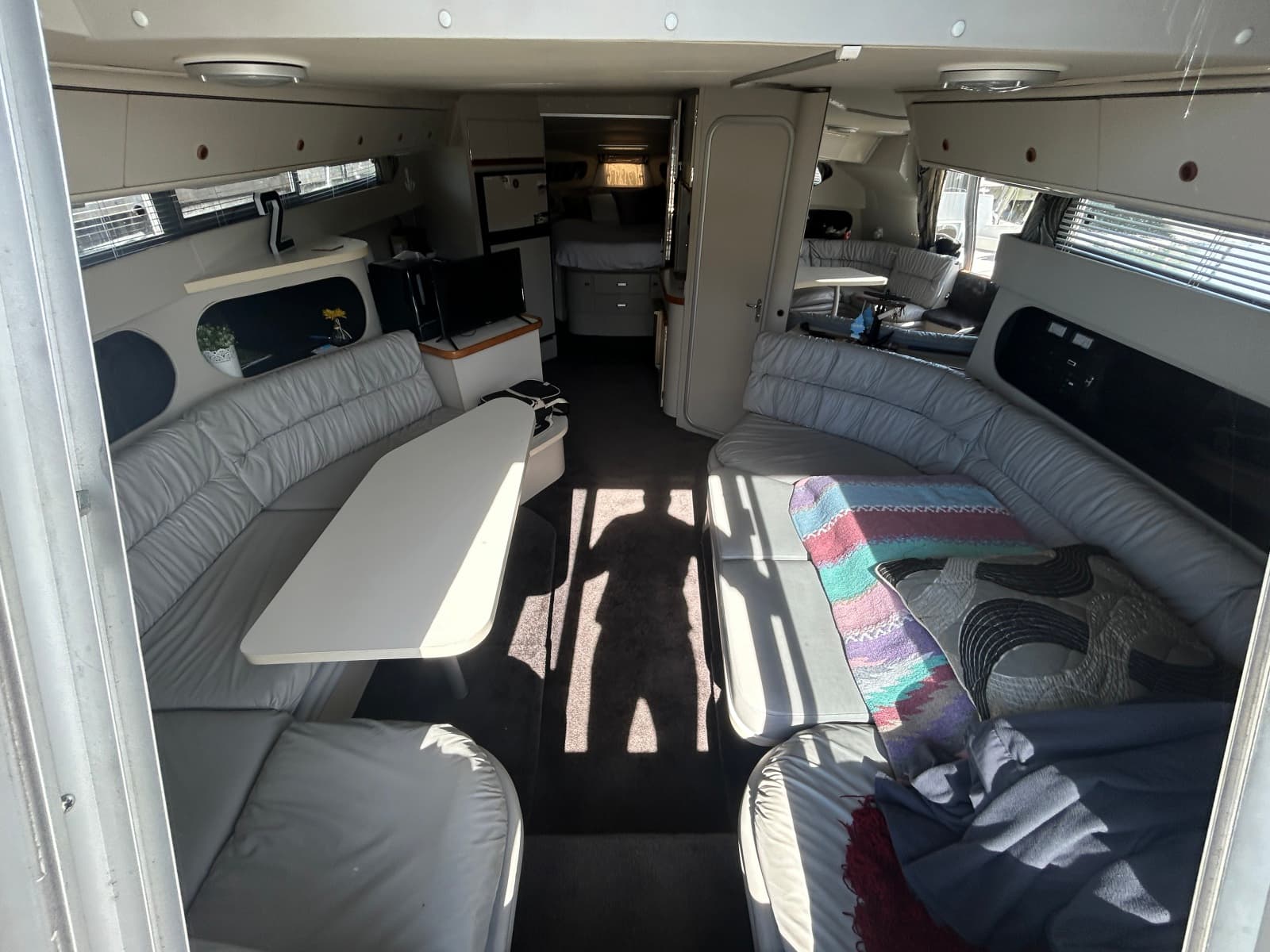 1990 Carver 380 Santego