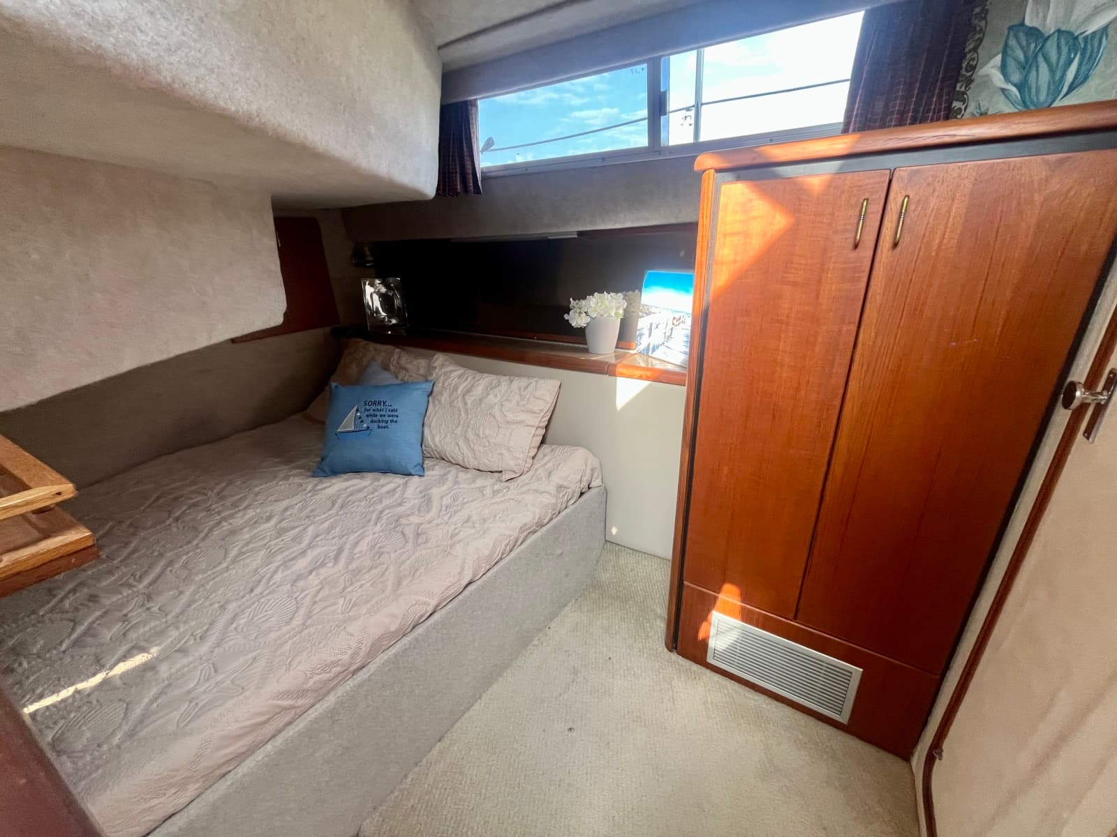1990 Bayliner 3888 Motoryacht 38