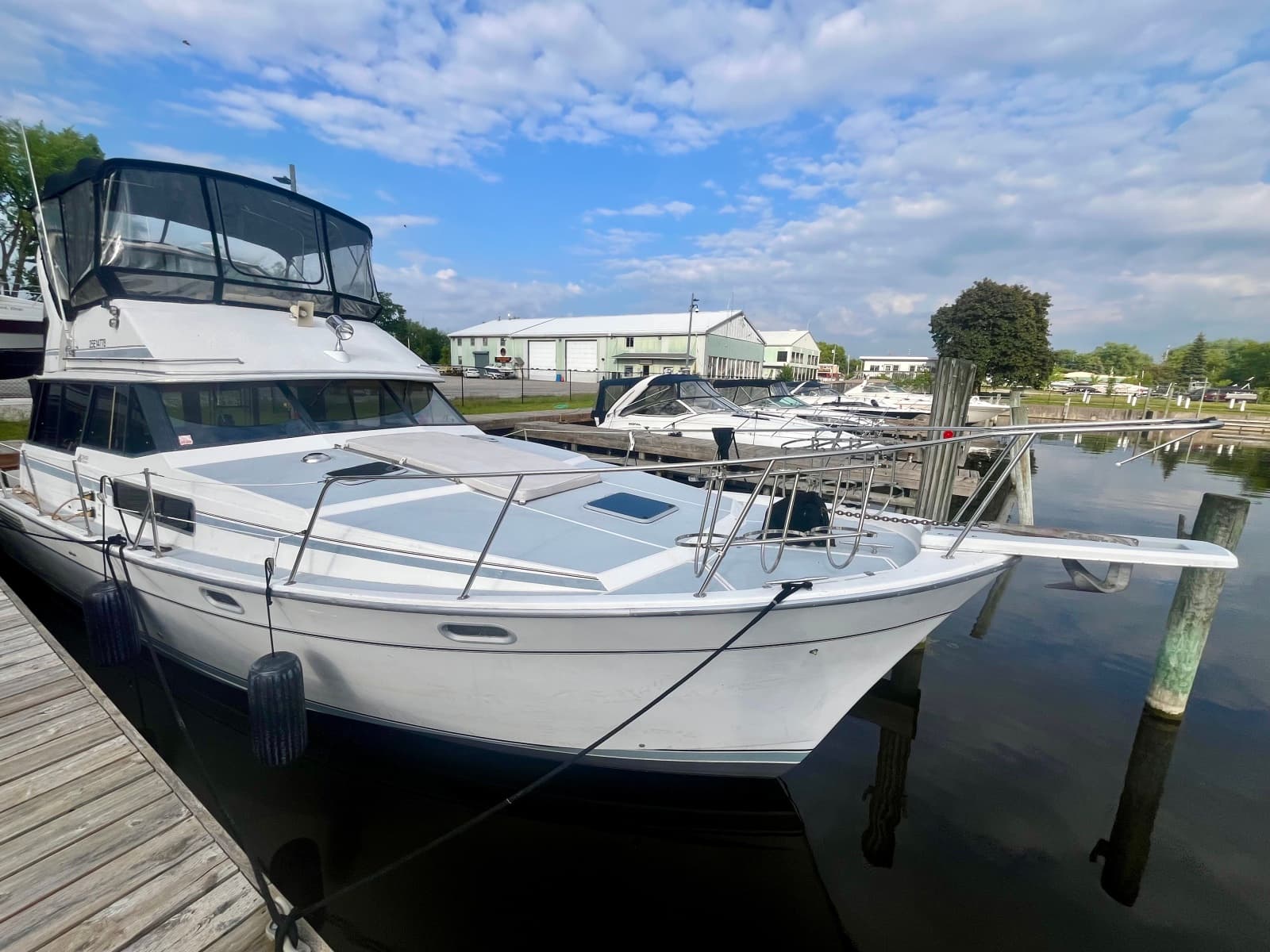 1990 Bayliner 3888 Motoryacht 38