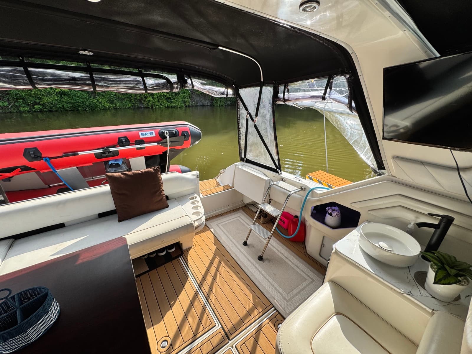 1998 Sea Ray 400 Express