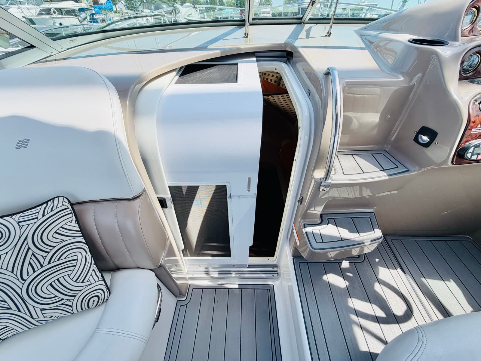 2006 Four Winns 288 Vista