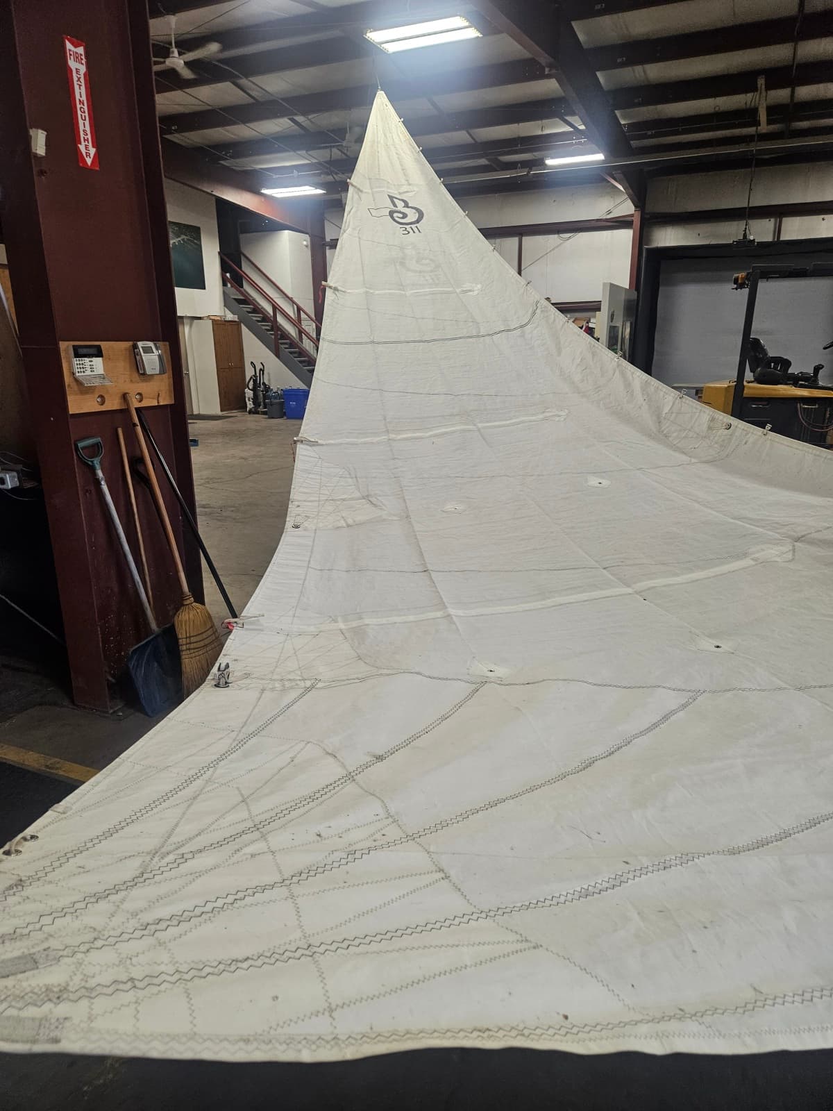 2003 Beneteau 311 31