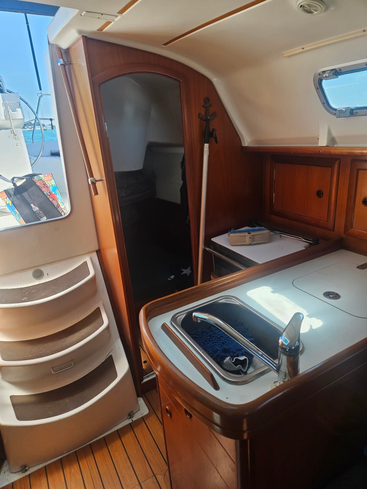 2003 Beneteau 311 31
