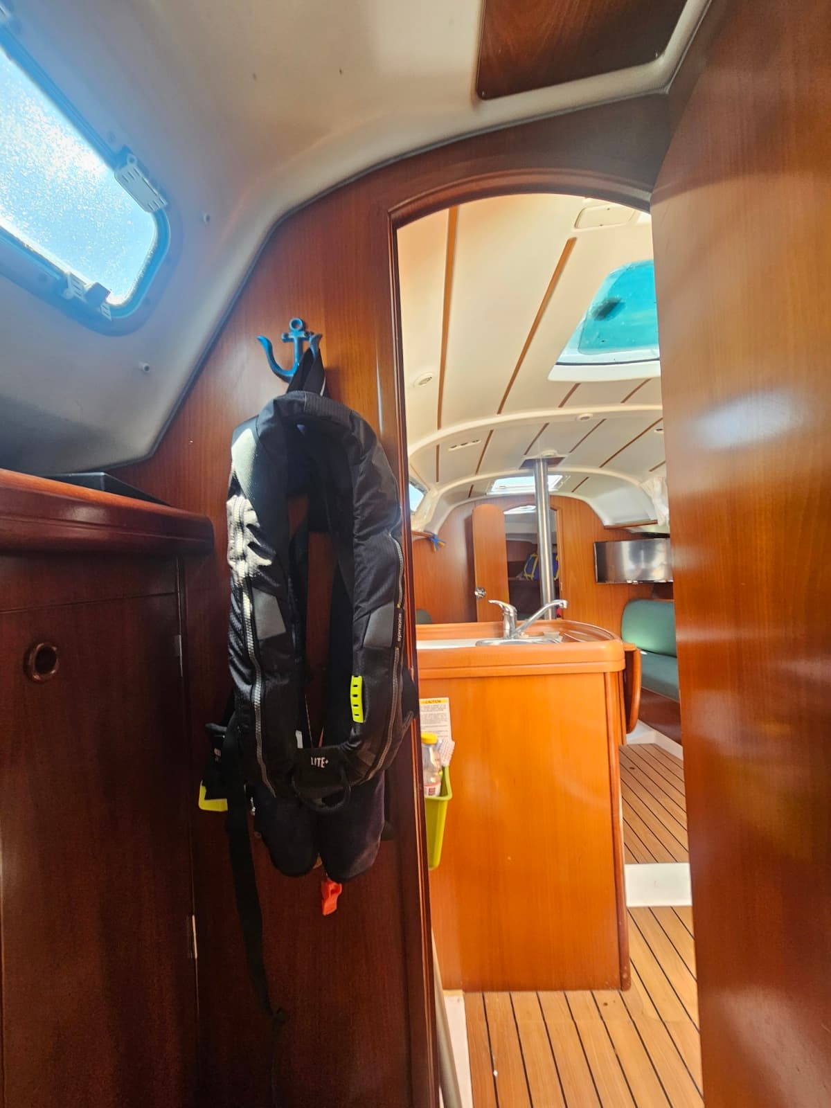 2003 Beneteau 311 31