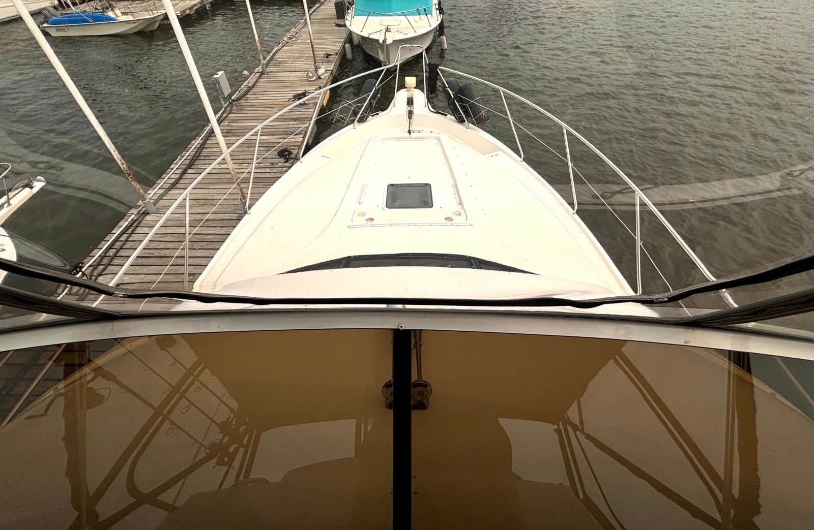 2000 Silverton 422 Motor Yacht