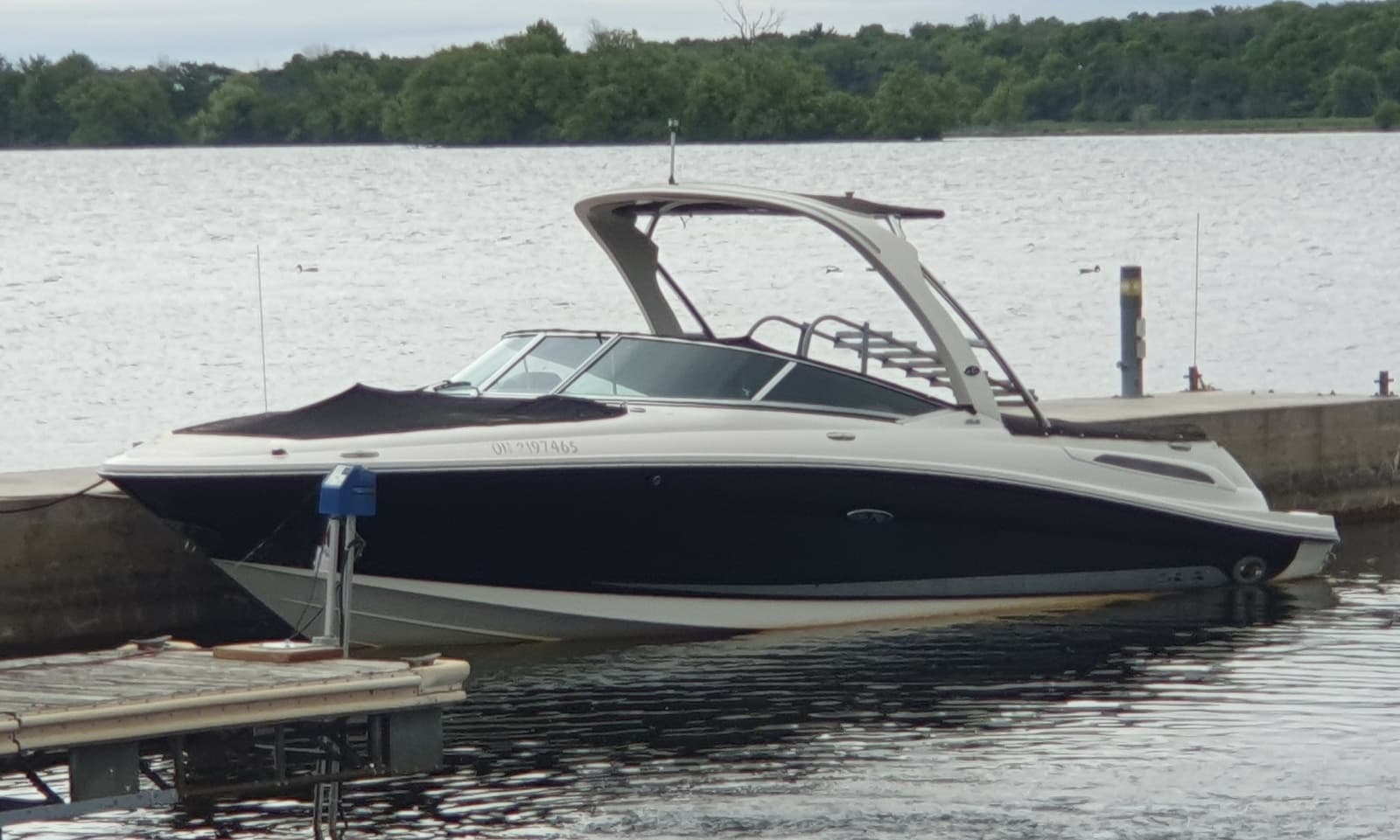 2010 Sea Ray SLX 250