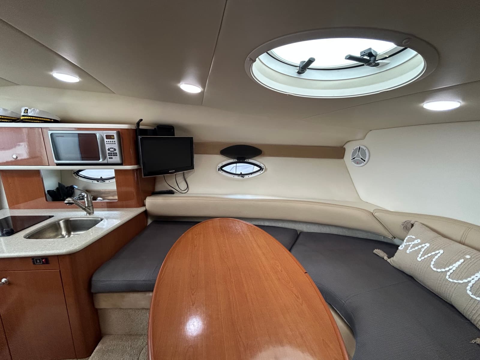 2006 Maxum 2700