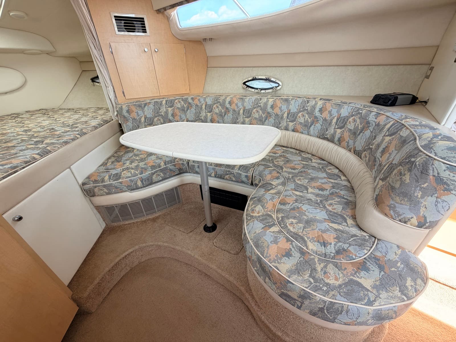 2000 Bayliner 3055 Ciera