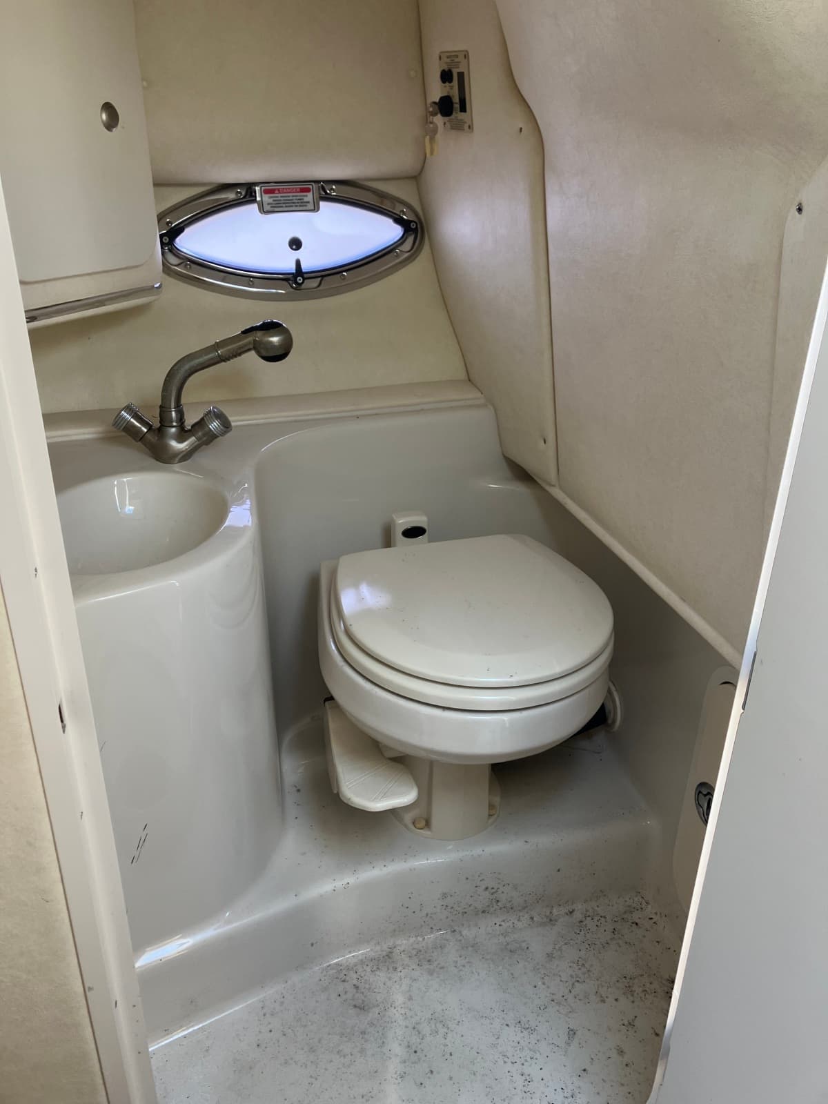 2006 Sea Ray 290 Sun Sport