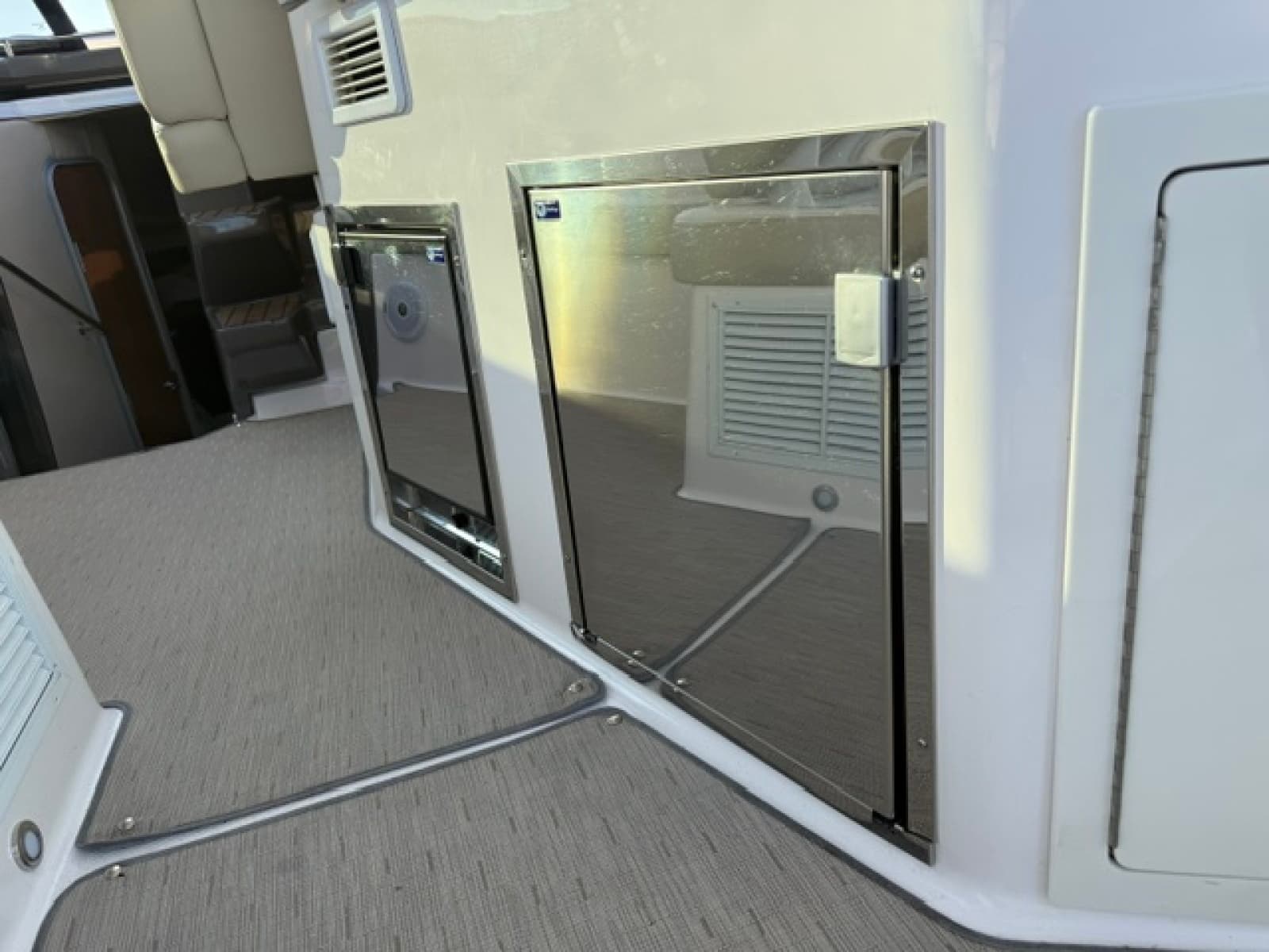 2012 Regal 35 SC Sport Coupe