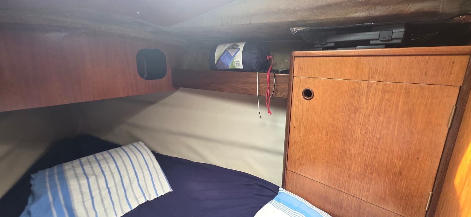 1985 Beneteau First 305