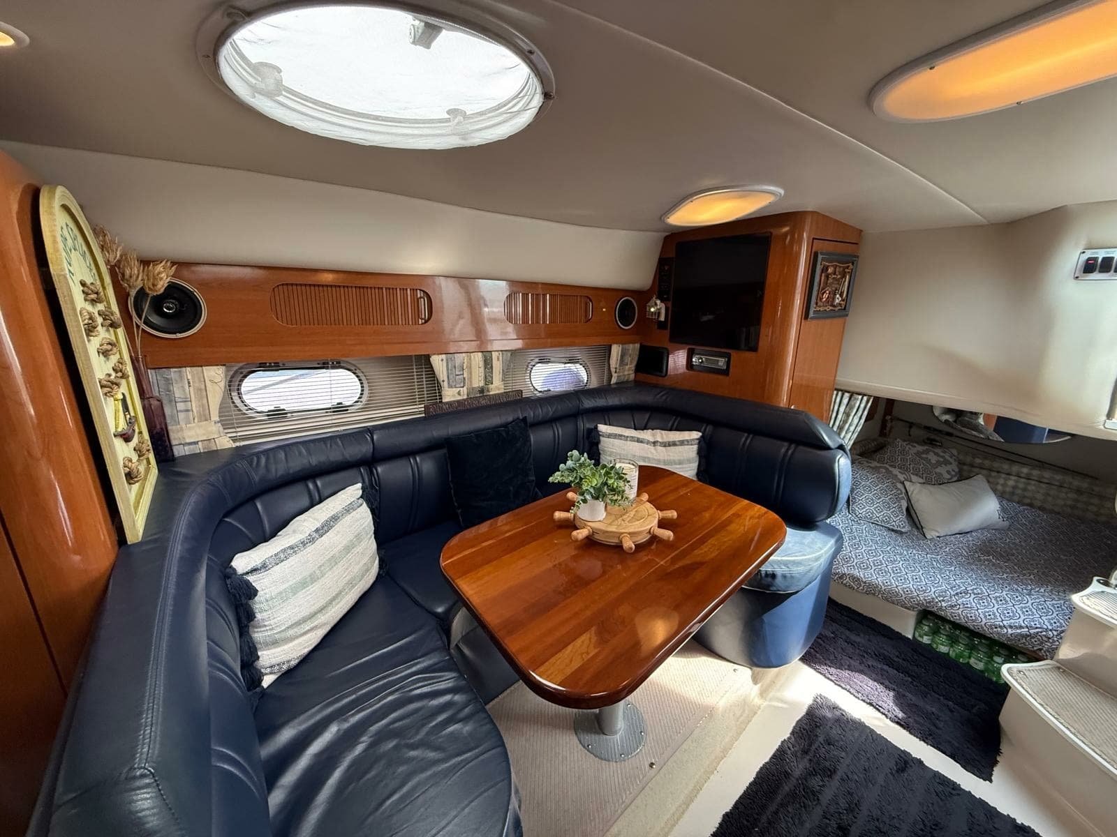 2001 Four Winns  328 Vista