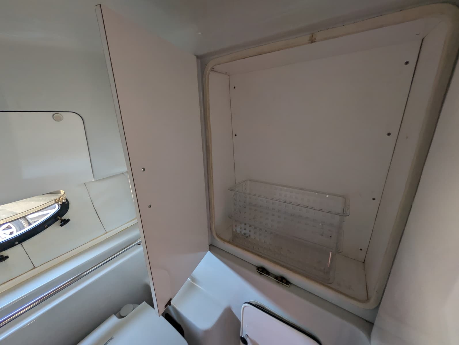 1988 Chris Craft 375 Stinger