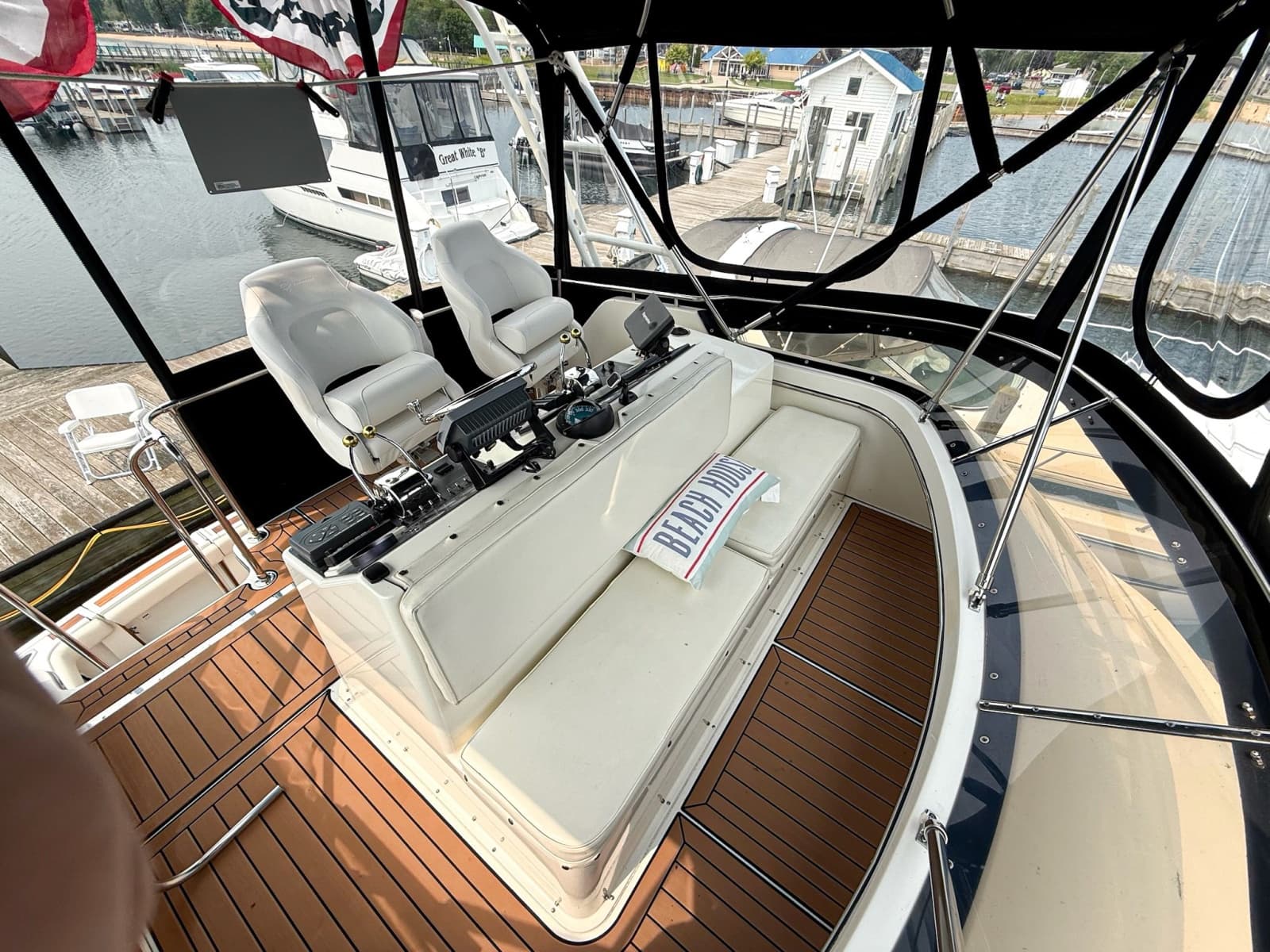 1989 Tiara Yachts 3600 Convertible