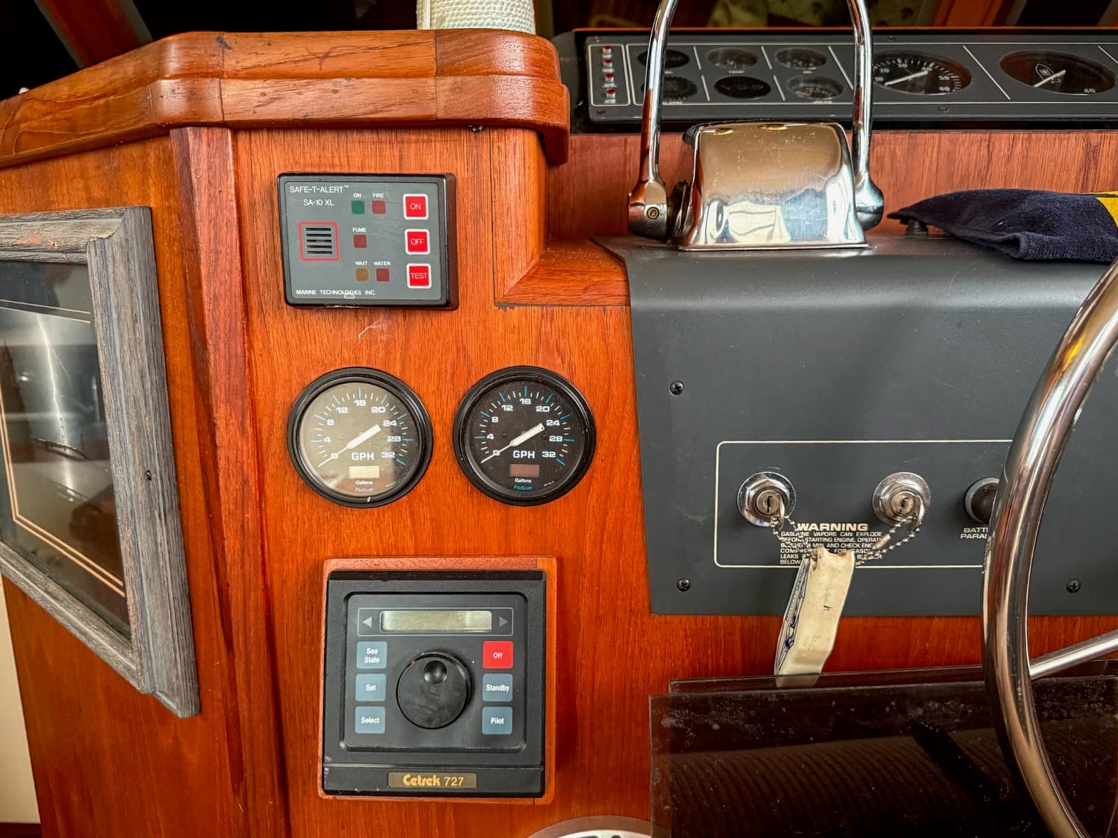 1989 Tiara Yachts 3600 Convertible