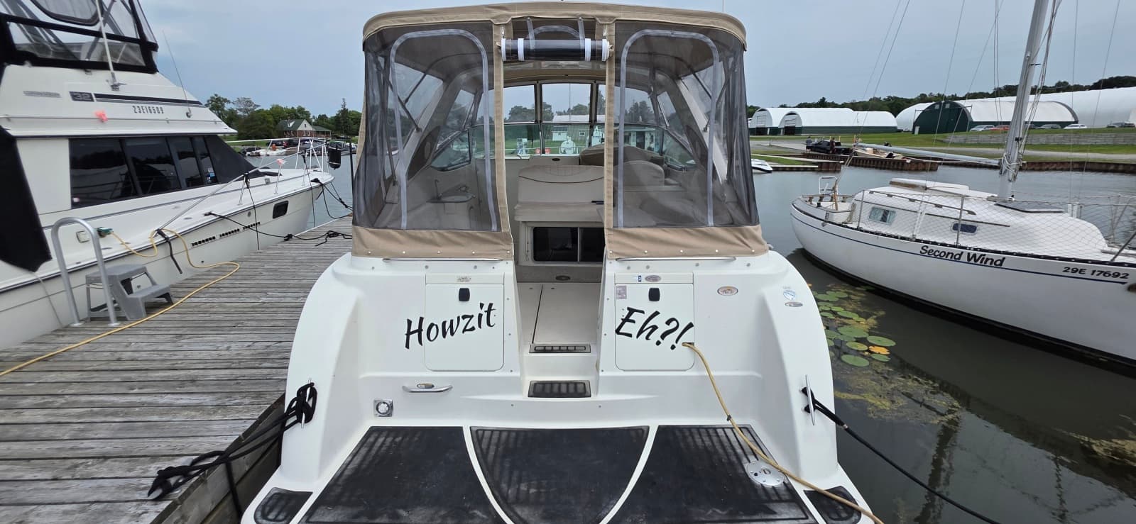2000 Maxum 3300SCR
