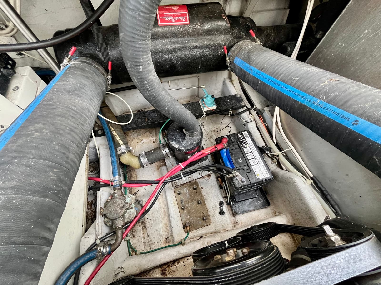 1999 Carver 350 Mariner 35