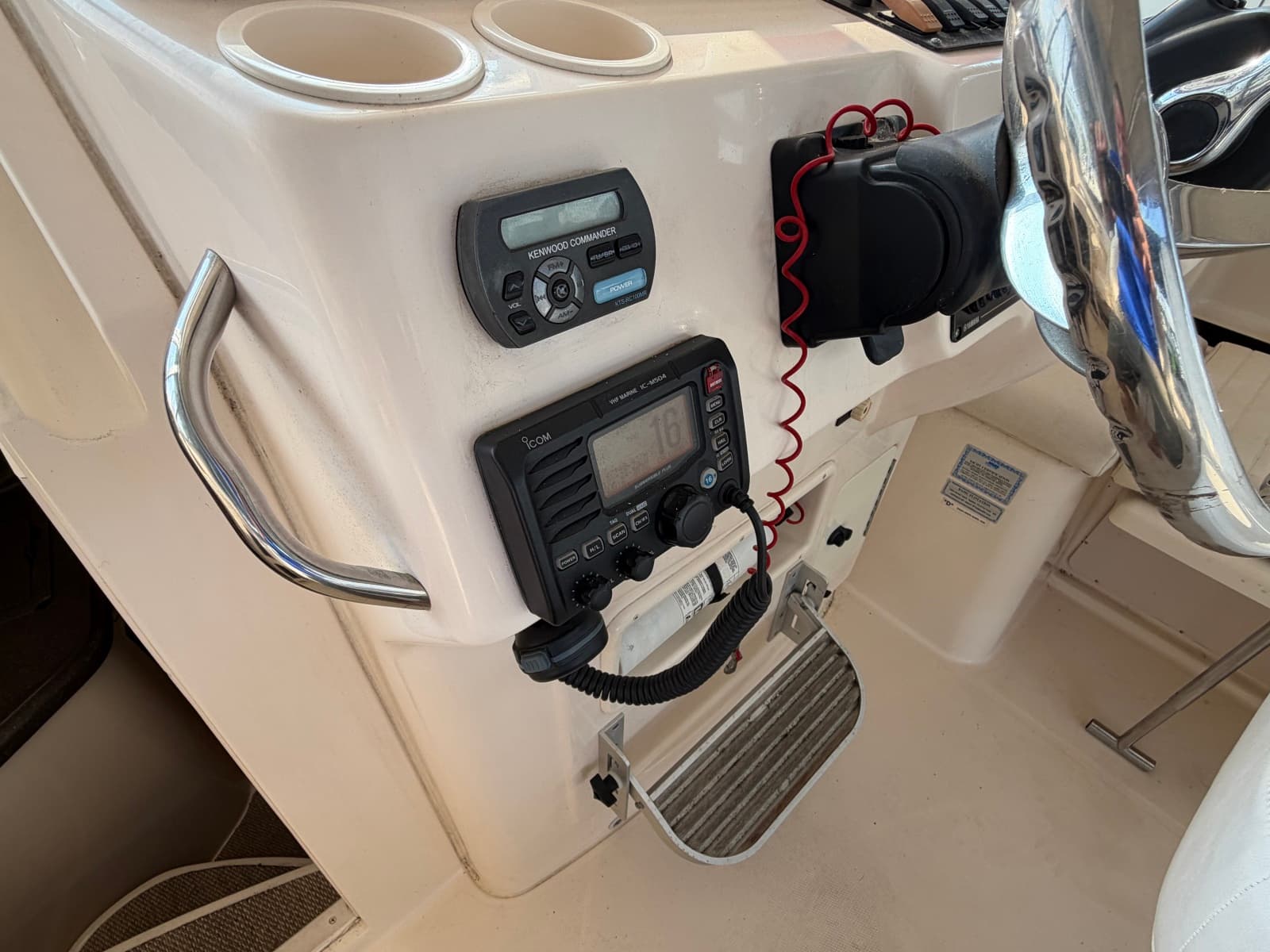 2007 Grady-White Express 305