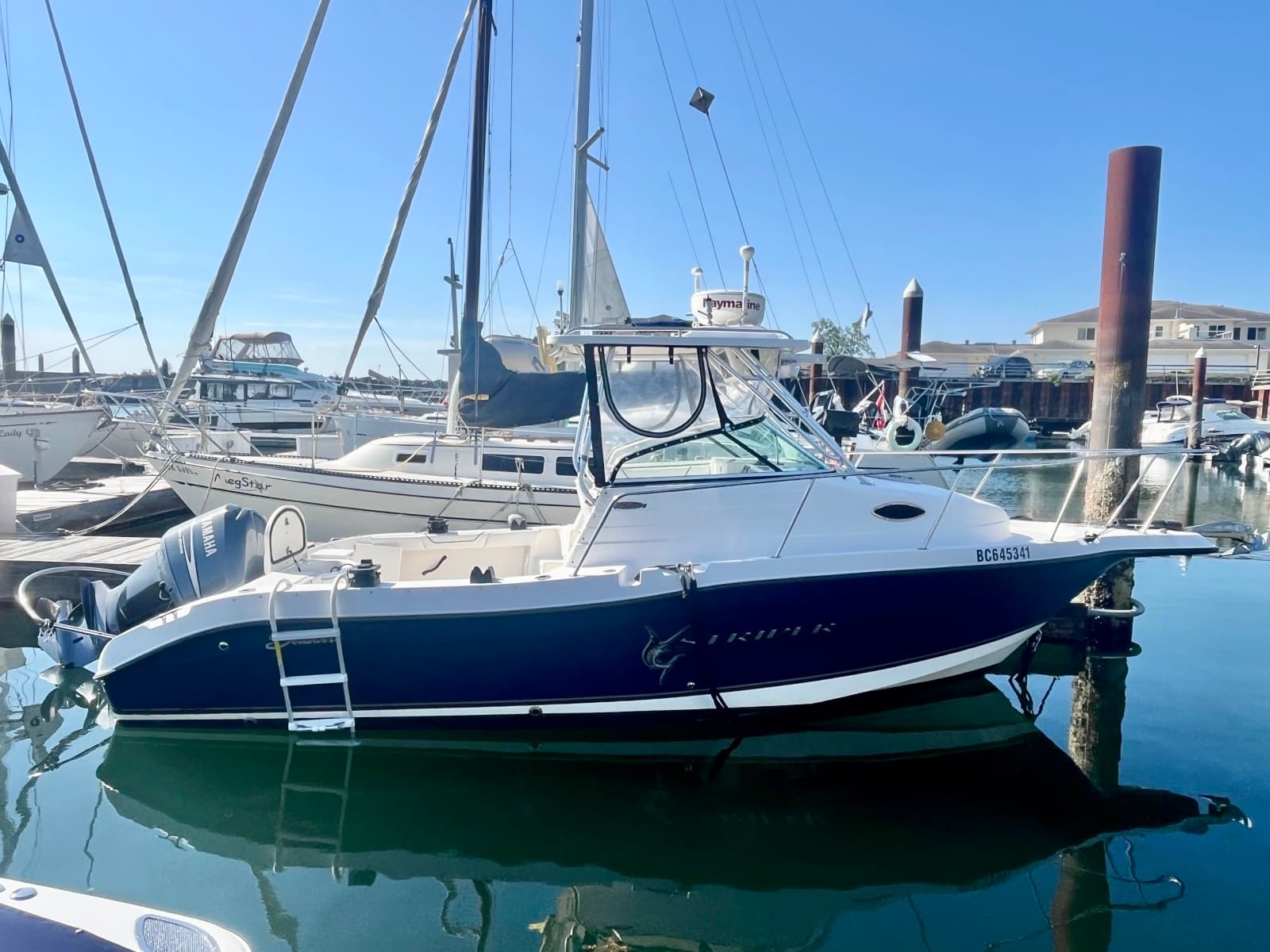 2007 Seaswirl 2301 Striper WA