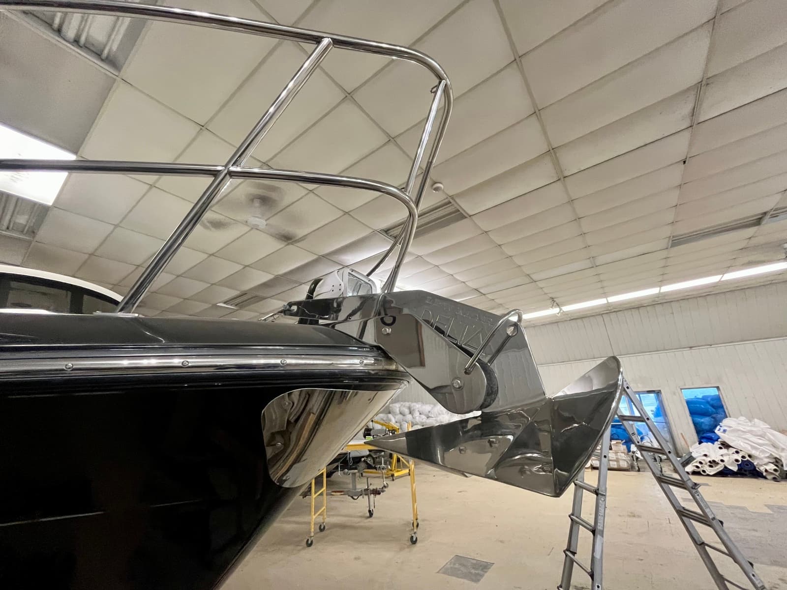 2012 Monterey 320 Sport Yacht 32