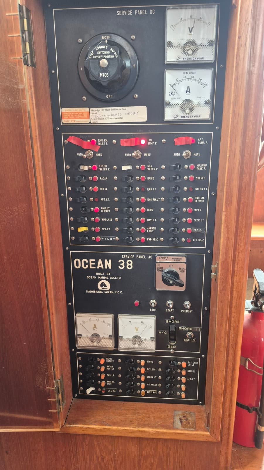 1985 Ocean Alexander  38 Double Cabin