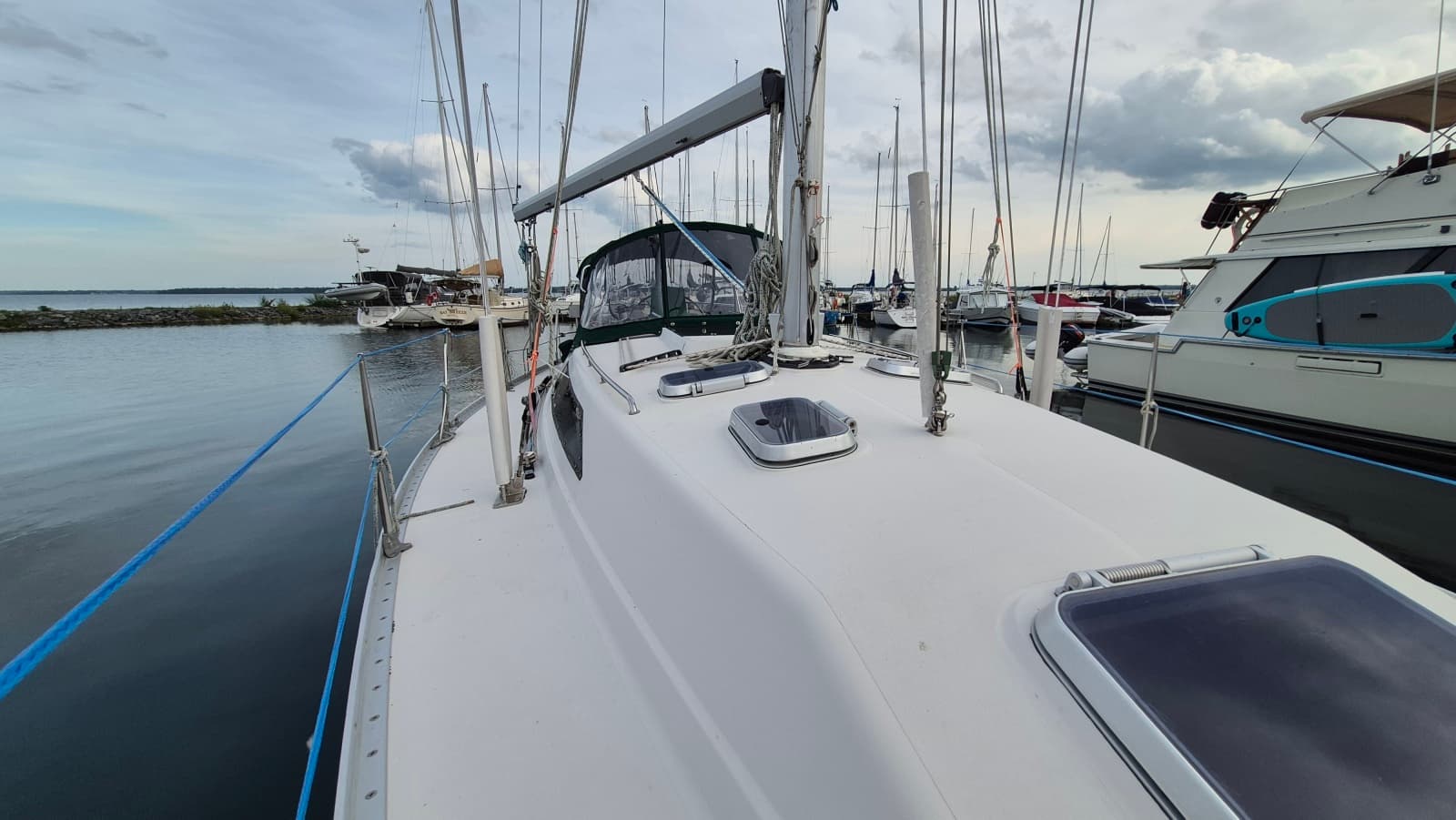 1988 Canadian Sailcraft CS 36 MERLIN