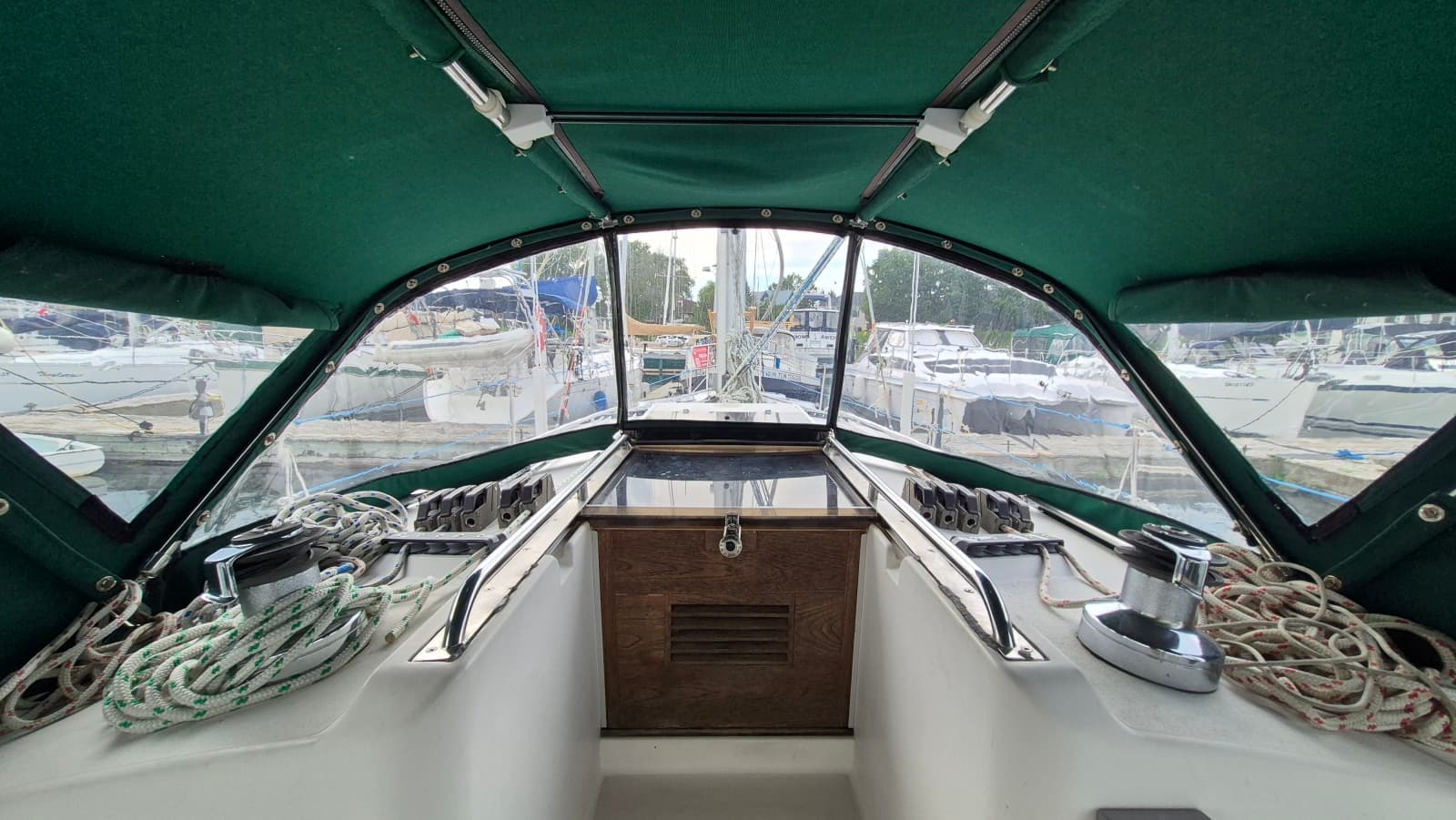1988 Canadian Sailcraft CS 36 MERLIN