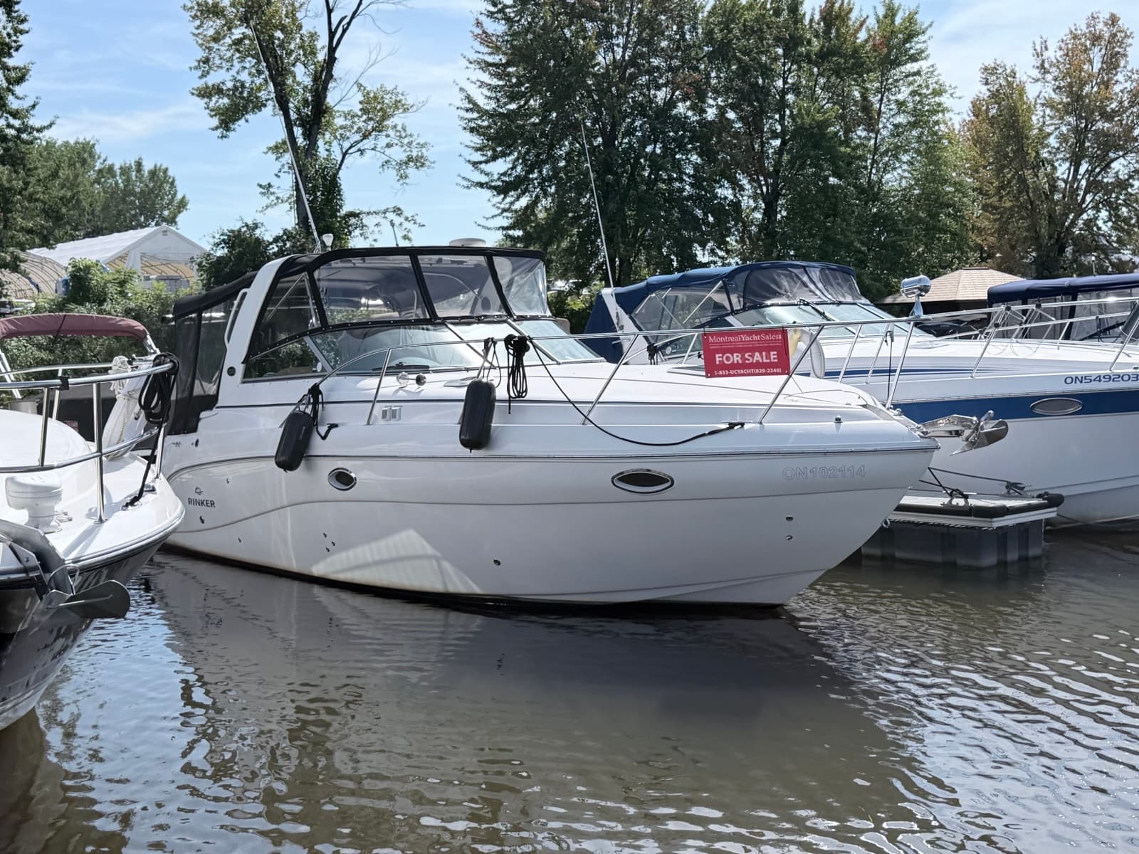 2006 Rinker 320