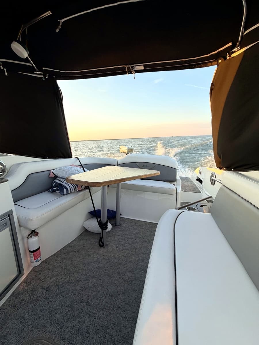2011 Rinker 296 Captiva