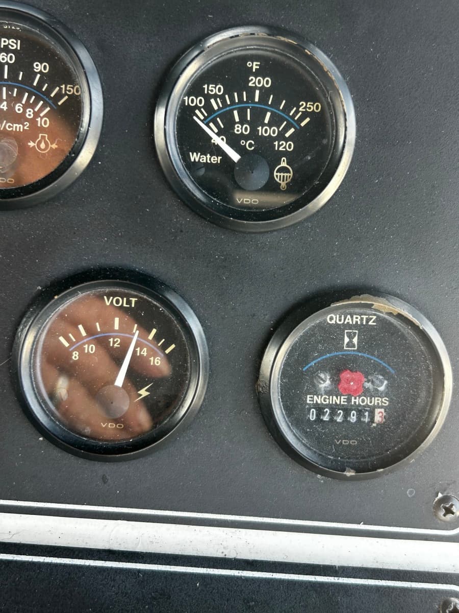 1994 Carver  390