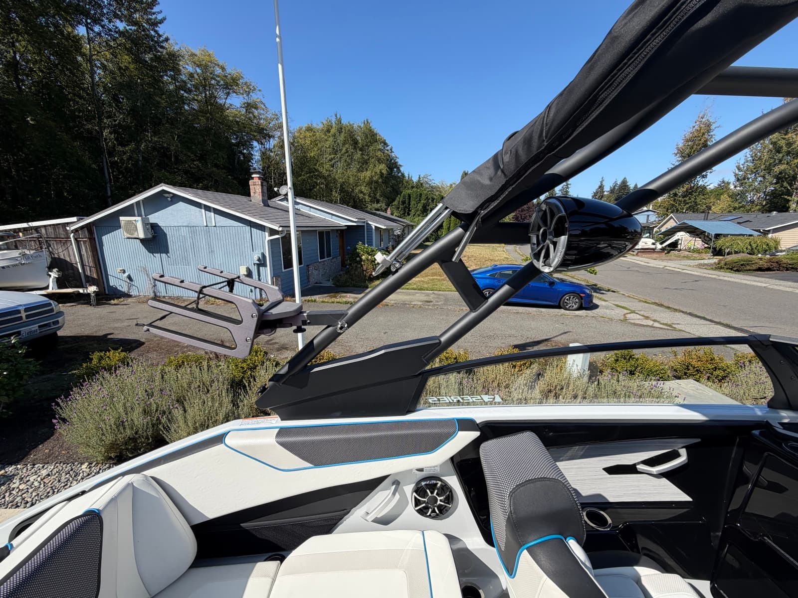 2023 Yamaha Boats 222xe