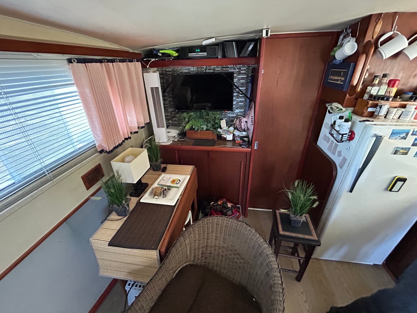 1976 Chris Craft  Catelina 350