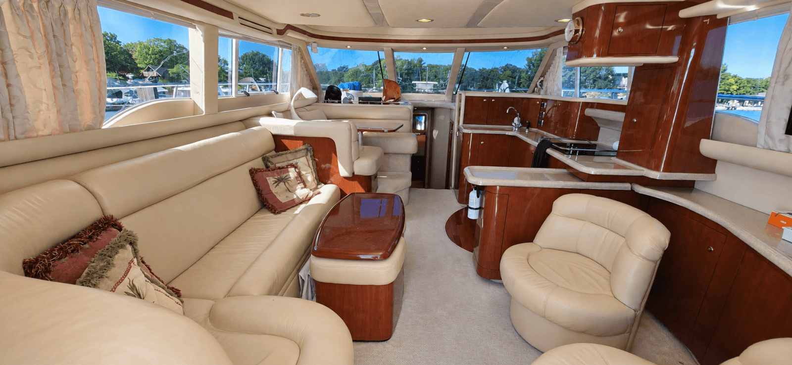 2003 Sea Ray 480 Sedan Bridge