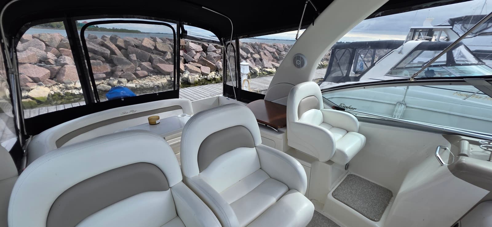 2003 Sea Ray 340 Sundancer 34