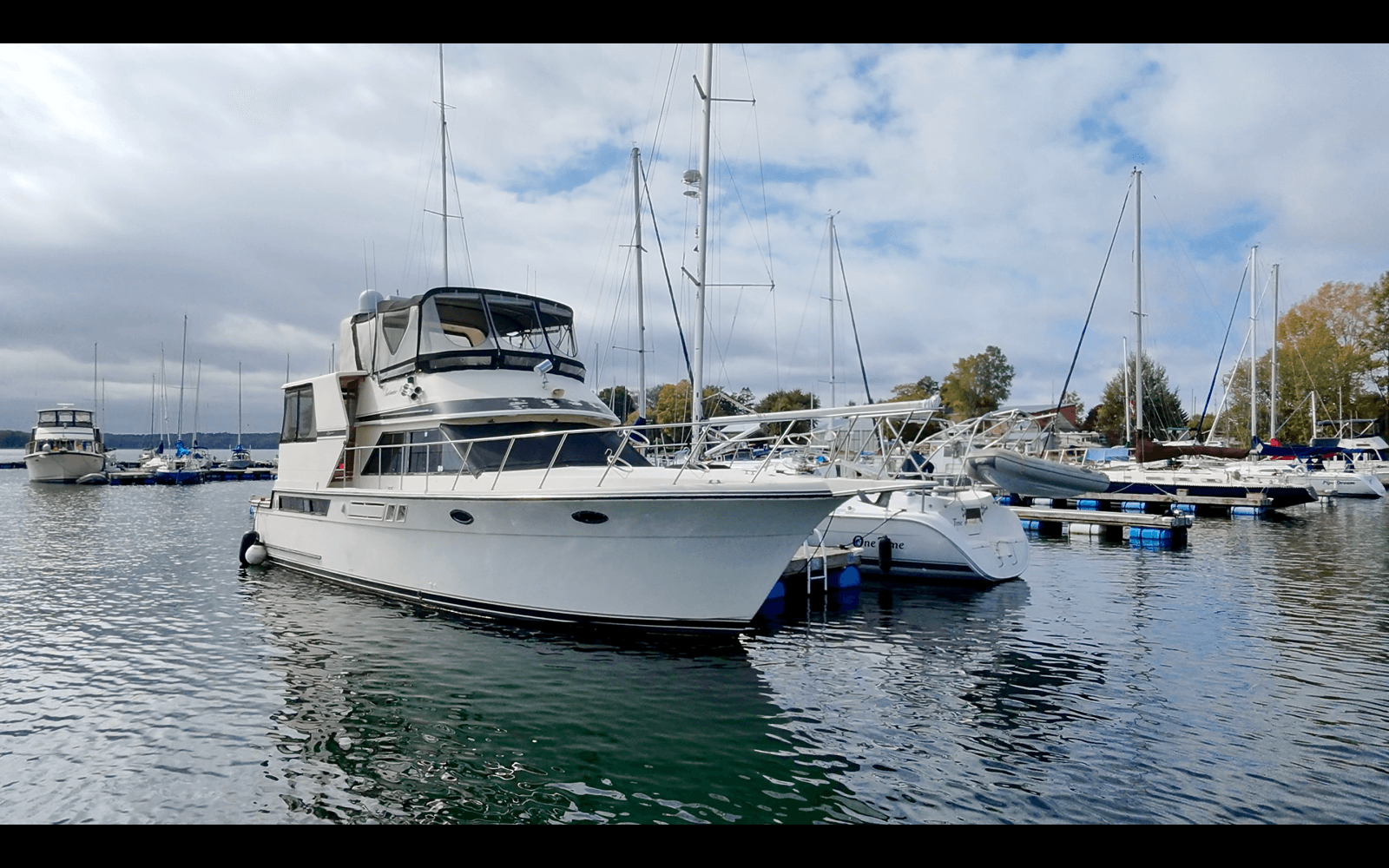 1989 Carver 48 Californian