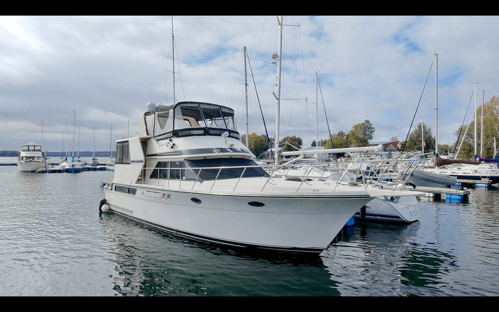 1989 Carver 48 Californian