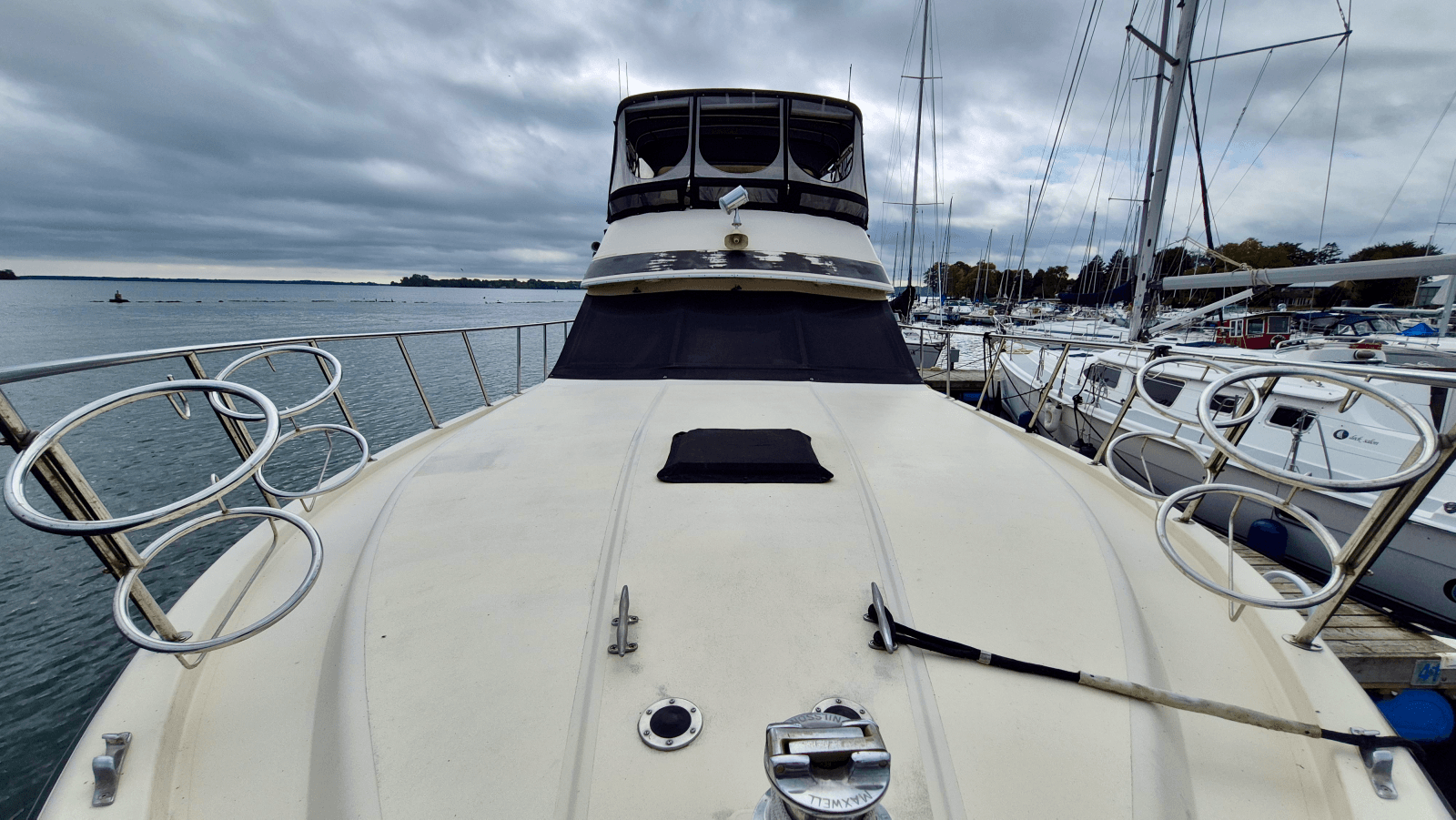1989 Carver 48 Californian