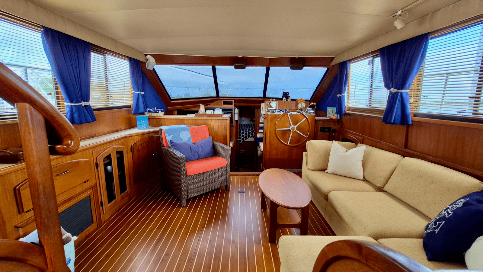 1989 Carver 48 Californian