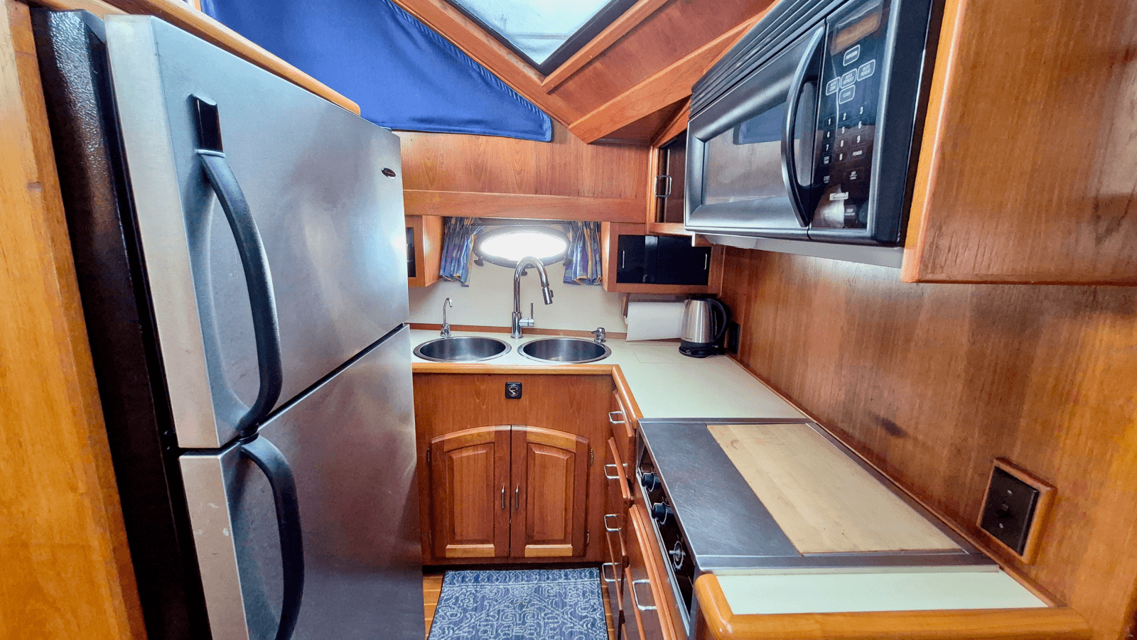 1989 Carver 48 Californian