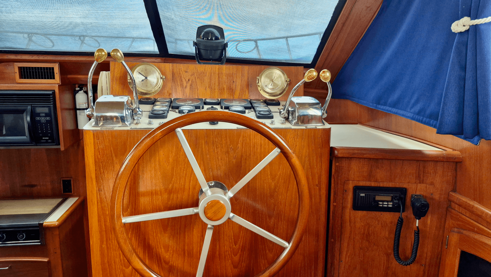 1989 Carver 48 Californian