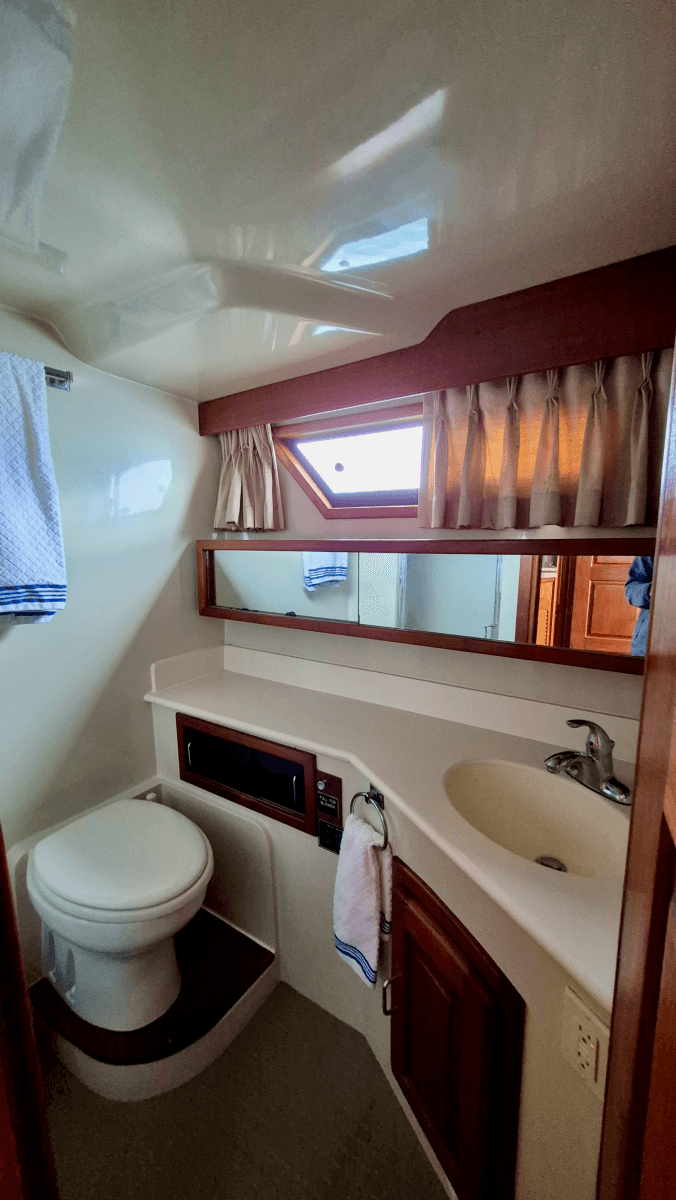 1989 Carver 48 Californian