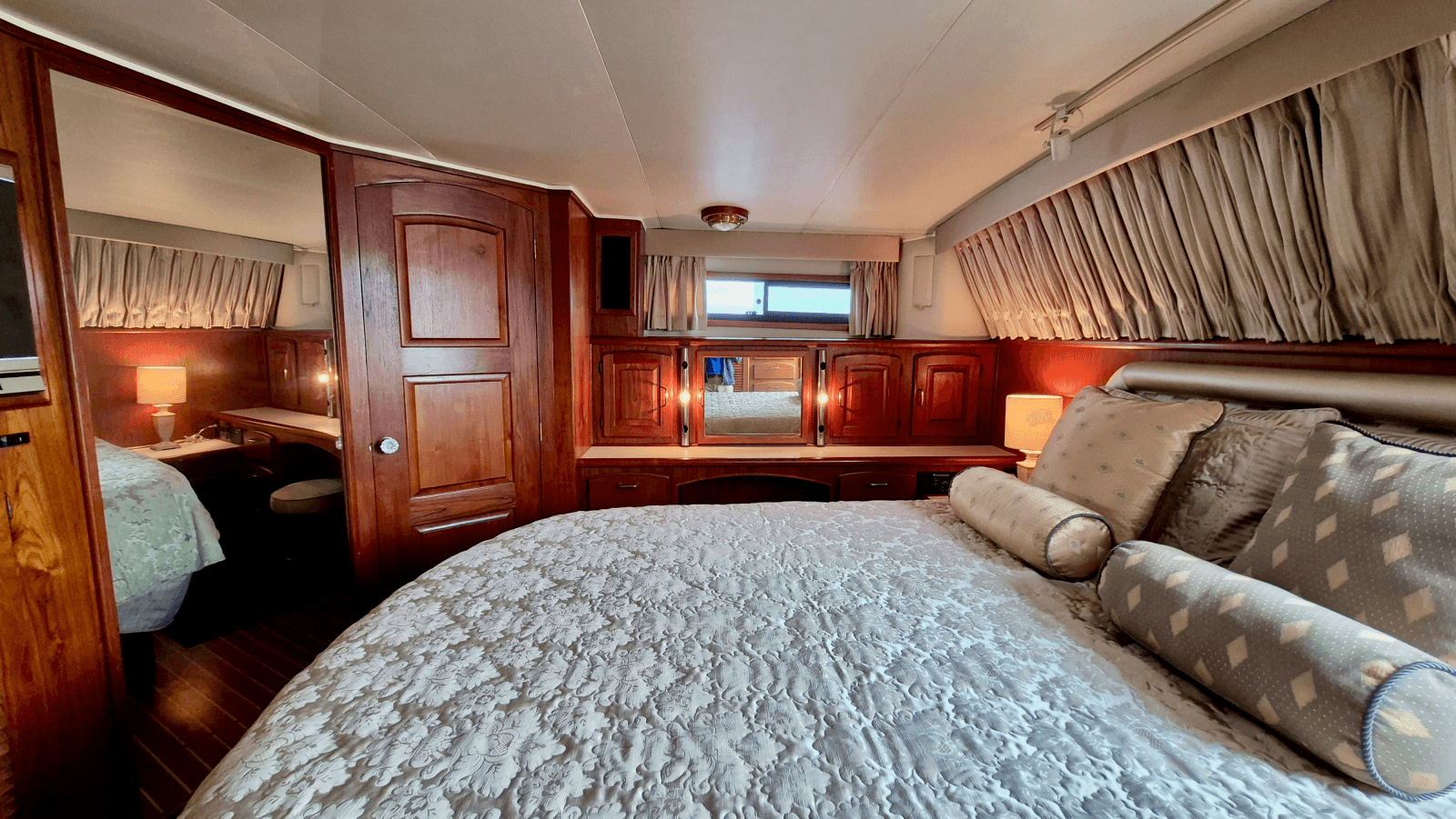1989 Carver 48 Californian