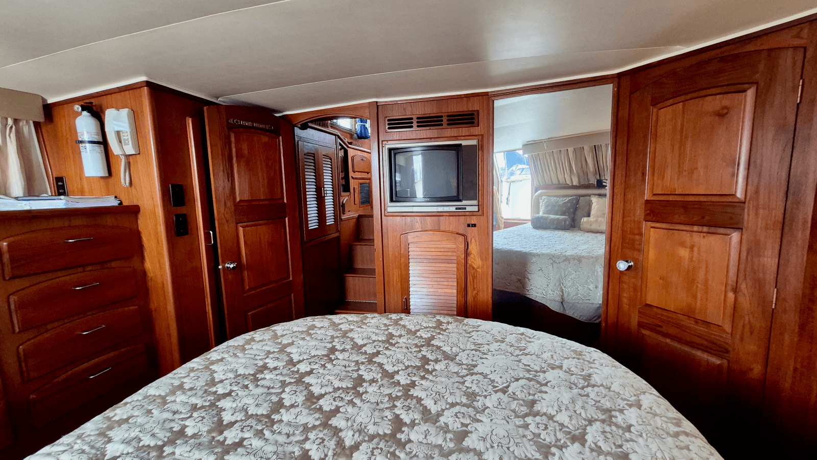 1989 Carver 48 Californian