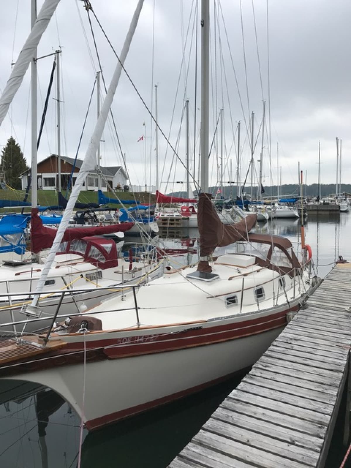 1984 Bayfield 32C Tall Rig