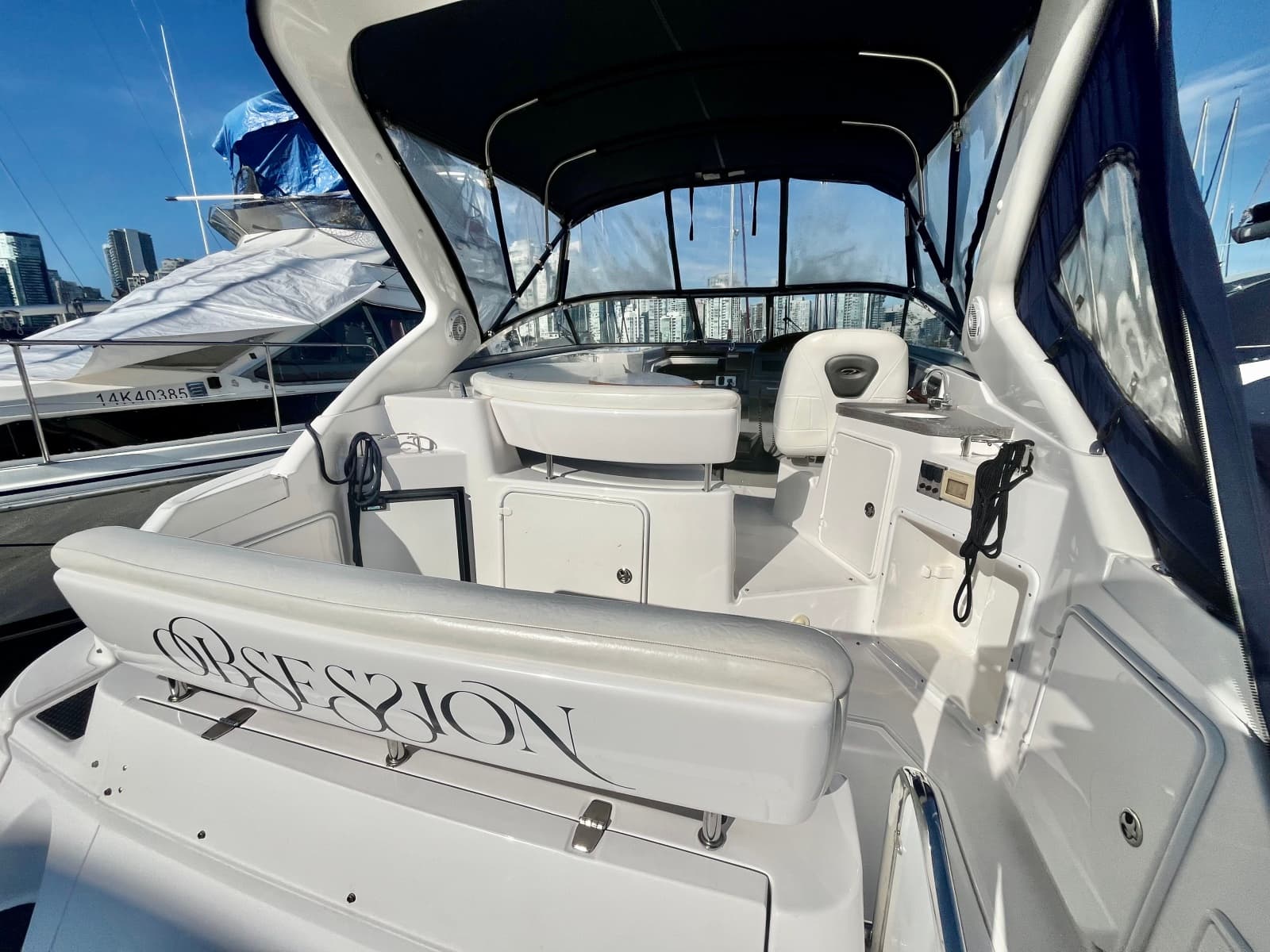 2009 Regal 3060 Window Express