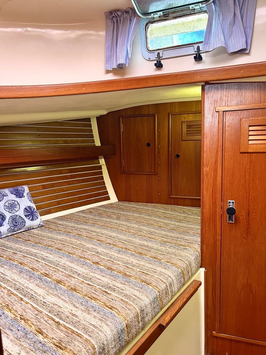 1984 Hinterhoeller Nonsuch 30 Ultra