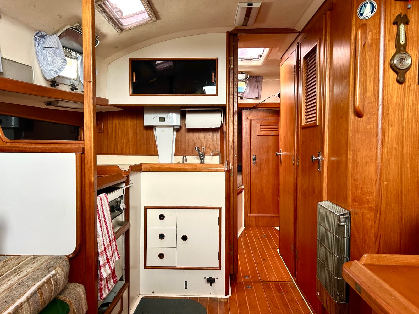 1984 Hinterhoeller Nonsuch 30 Ultra